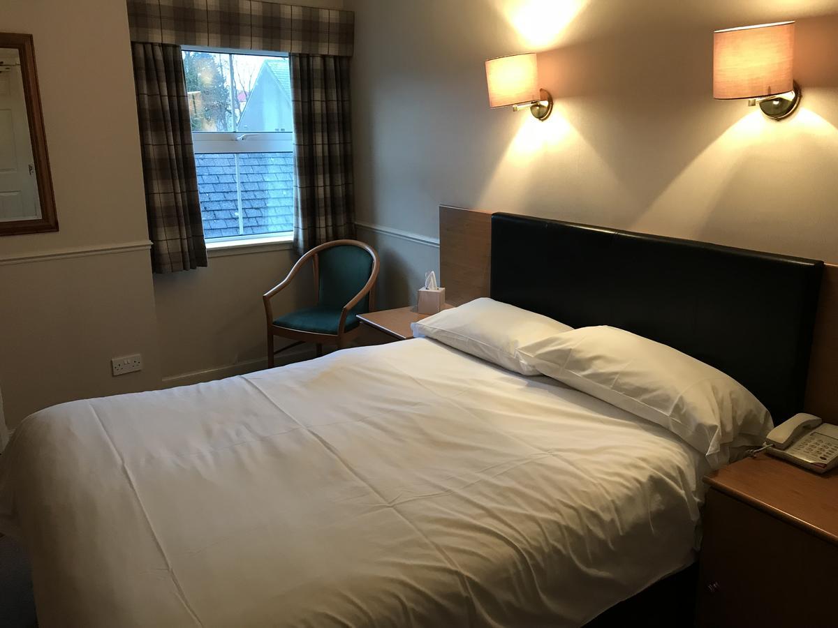 פורטרי Caledonian Hotel מראה חיצוני תמונה