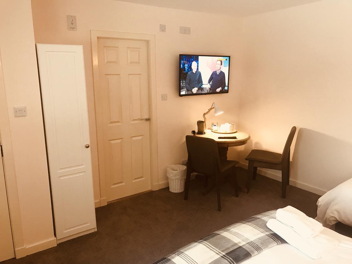פורטרי Caledonian Hotel מראה חיצוני תמונה
